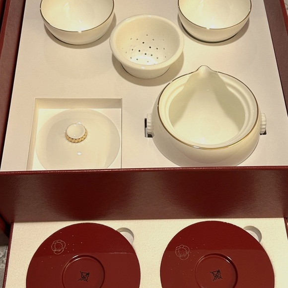NEW Cartier Tea Set For 2 - Picture 1 of 6